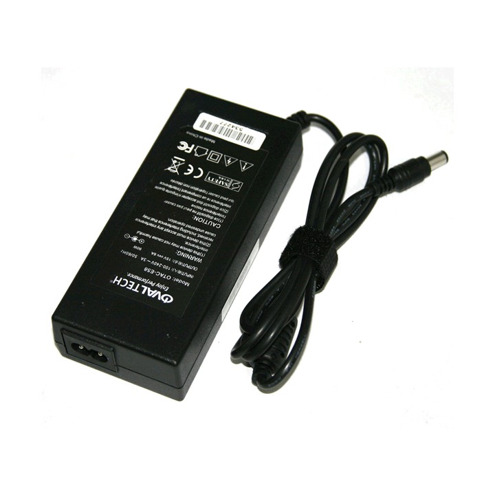 Adaptador para Computadora Portátil OVALTECH 15V/6AH